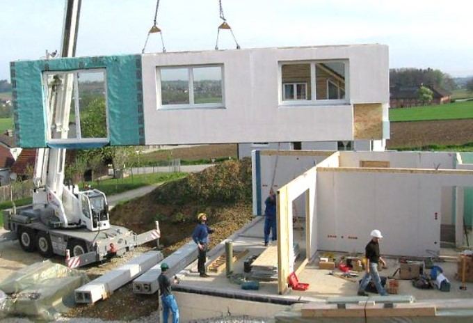 image of modular home being built